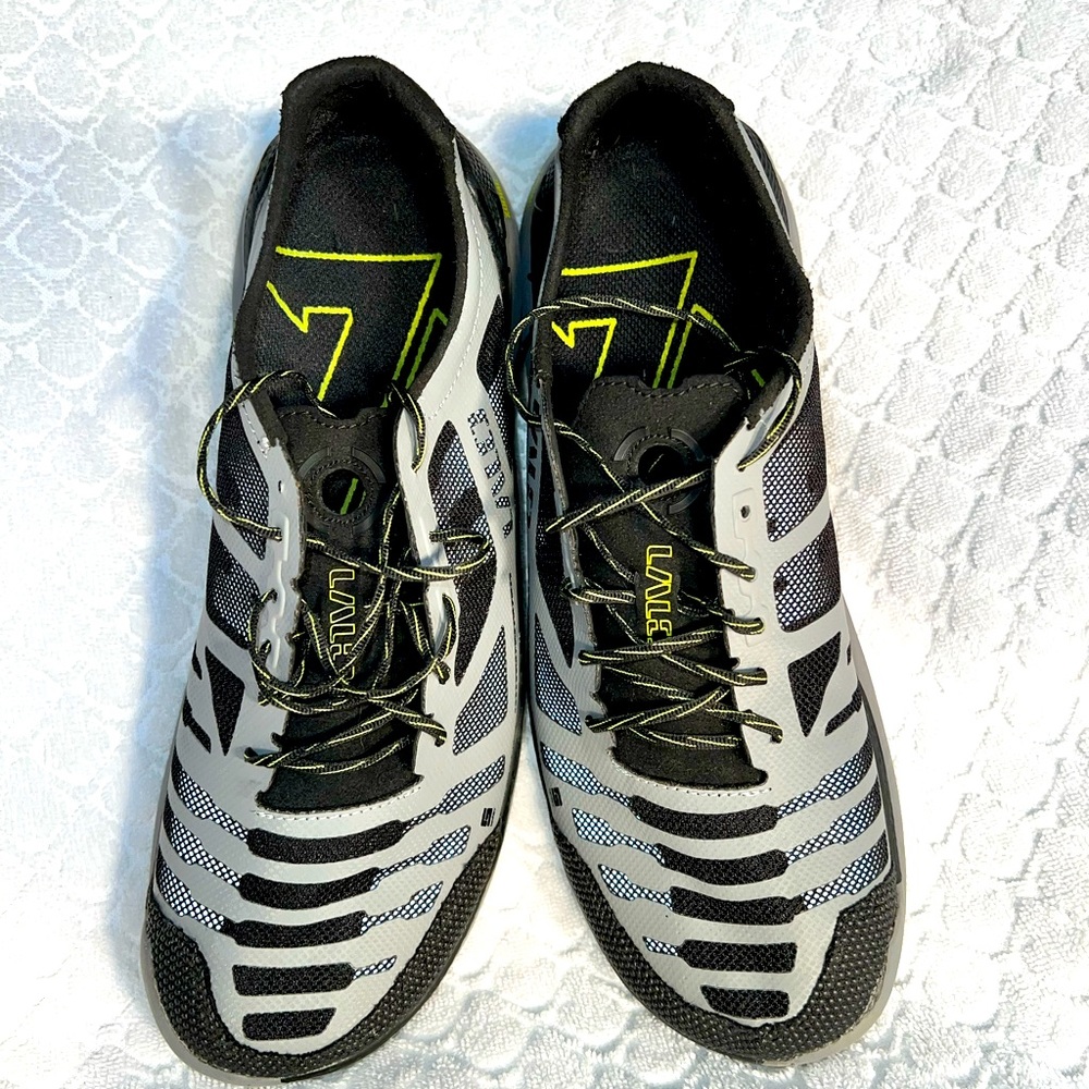 Lalo Recon size 11. Excellent condition, barely worn.